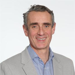 “中国科学院院士阮少平”被打假，曾在广东多所学校登台